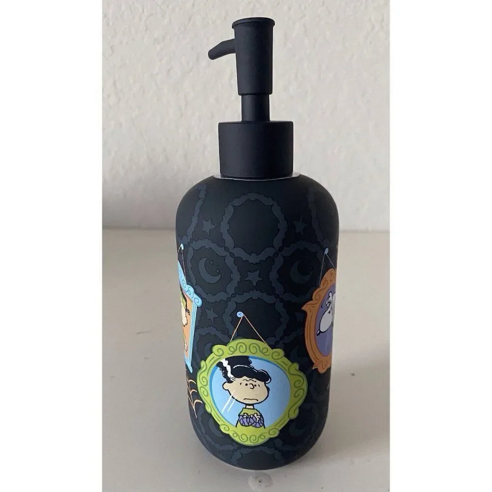 Peanuts Snoopy Charlie Brown Halloween Costumes Black Soap Lotion‎ Dispenser NEW